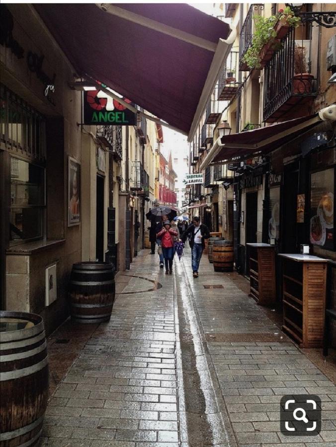 Calle Del Laurel 24 - Gup Apartments Logroño Eksteriør billede